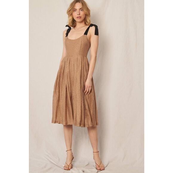 En Crème Polka Dot Shoulder Tie Pleated Wide Leg Jumpsuit: Light Brown / M - Picture 1 of 16